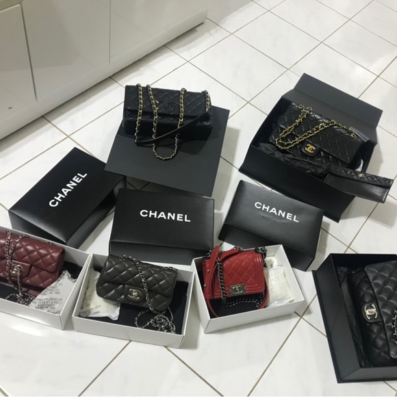 Cavintageluxury Is  LIVE 🔥ALERT 🔥 - Picture 5 of 5